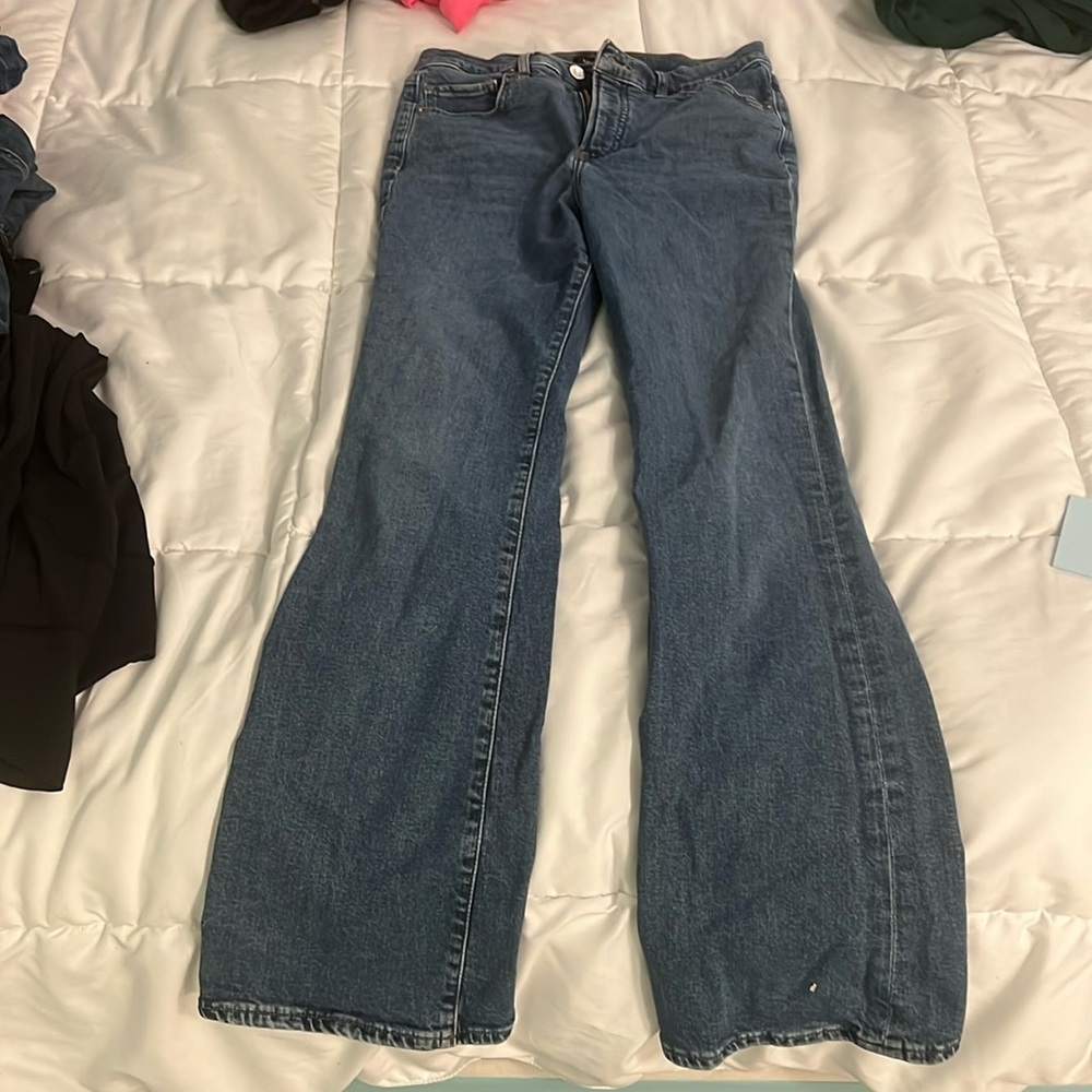 Size 8 Express brand jeans. Never worn.